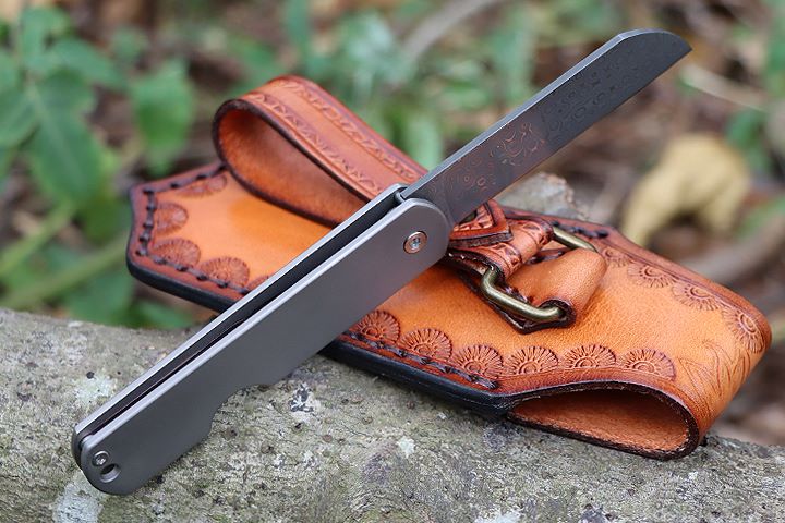 Portable no lock Damascus Small Fruit Knife with leather bag UD407691